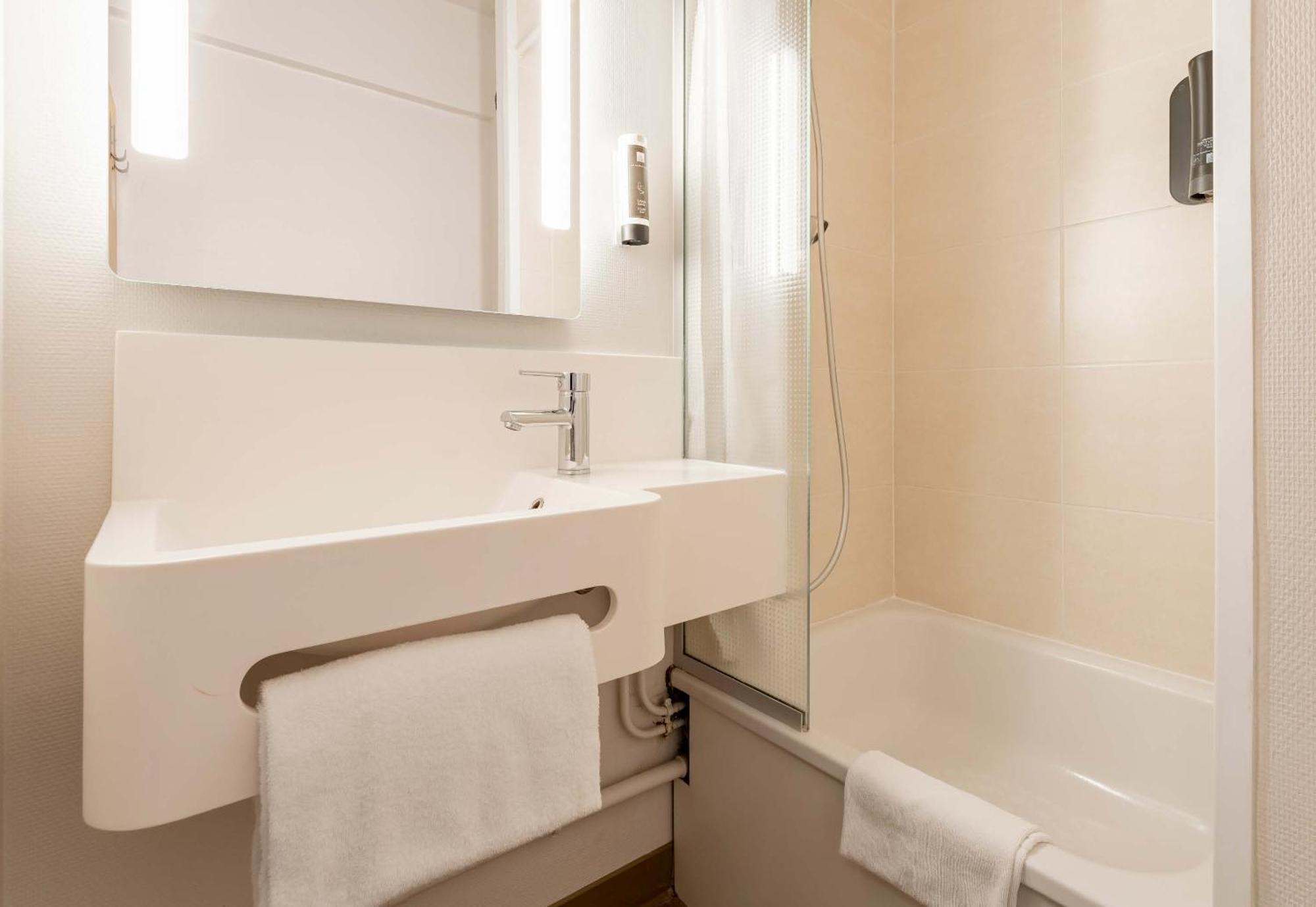 B&B Hotel Douai Parc Des Expos Cuincy Εξωτερικό φωτογραφία